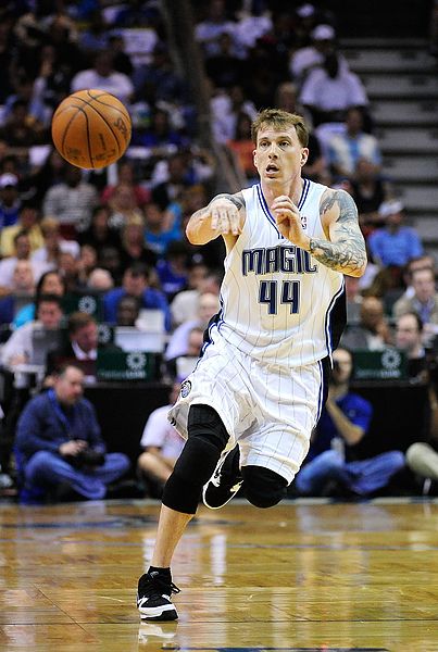 意大利女排3：0美国晋级总决赛四强！得分王埃格努20分！
